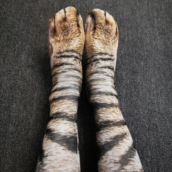 New 3D Over The Knee Realistic Fur Cat Lightweight Socks / Stretch Stockings - Picture 2 of 12